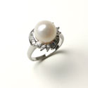 Elegant Pearl Ring