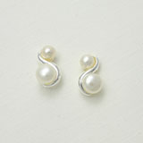 White Pearl Bridal Earrings